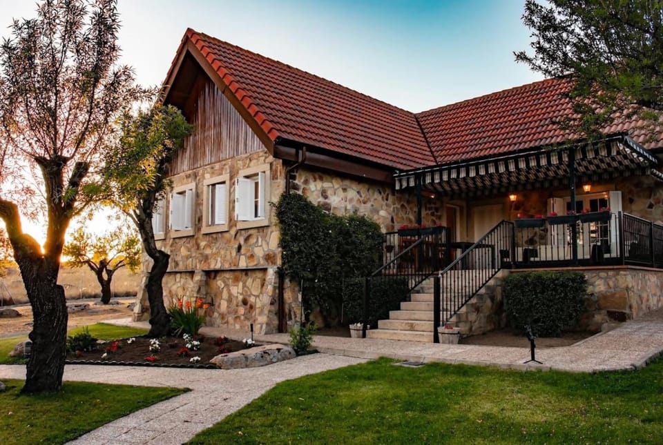 Property building, Day