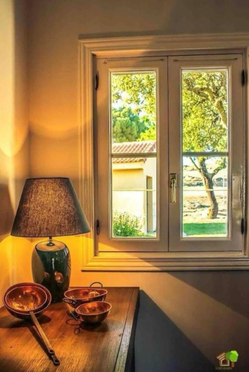 Decorative detail, Dining area