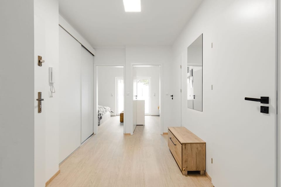 Bedroom, wardrobe