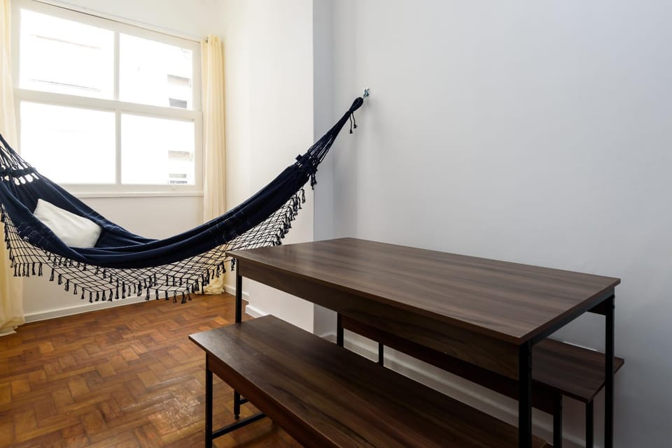 2BDRs 100m from Copacabana Beach | AS 13/705 Apartment in Rio de Janeiro