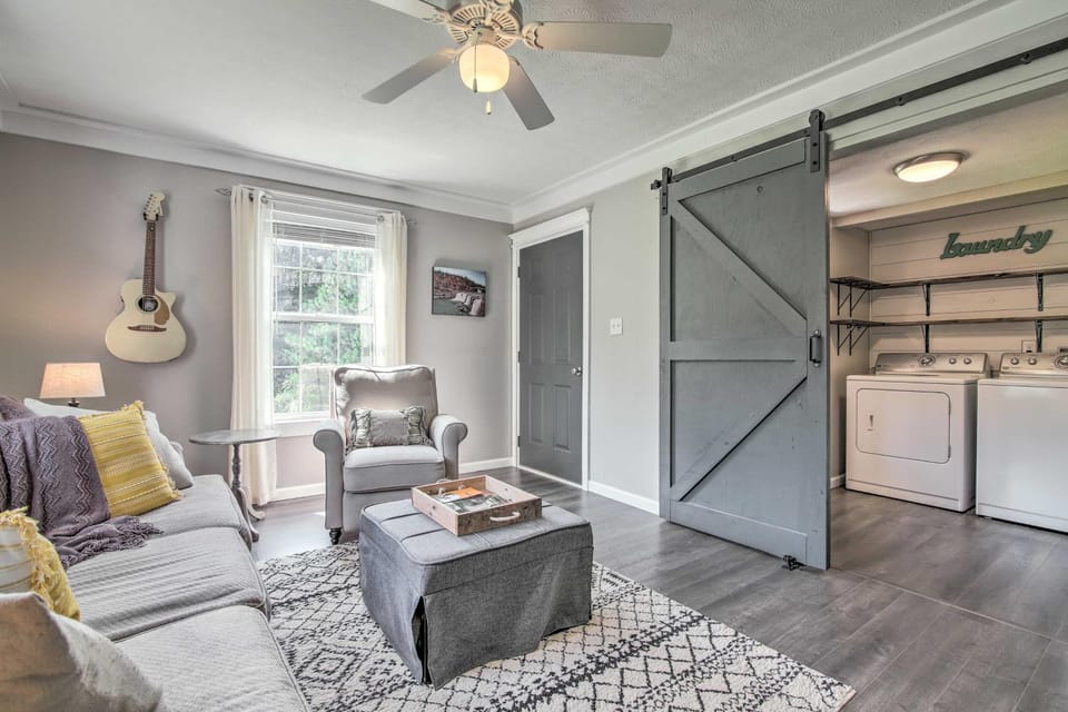 Stylish Fort Payne Retreat: Hike & Rock Climb House in Alabama