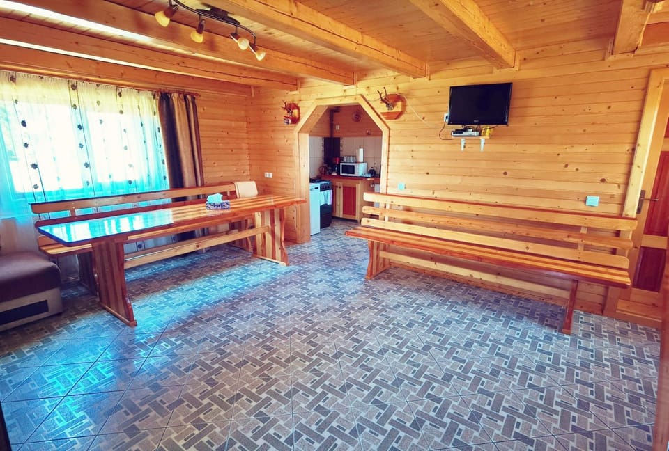 Communal lounge/ TV room, Living room, Dining area