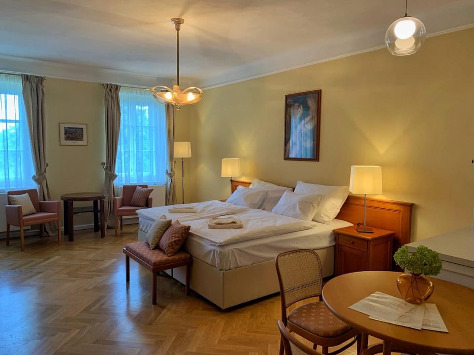 Photo of the whole room