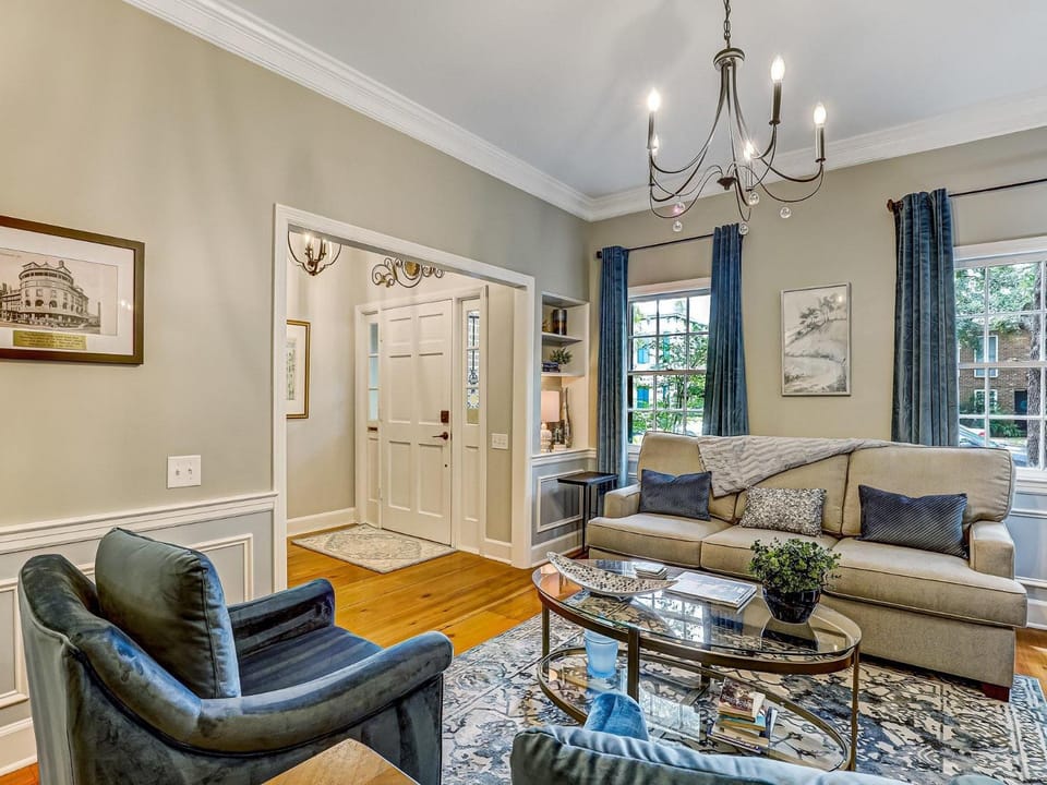 Savannah Charm House in Savannah