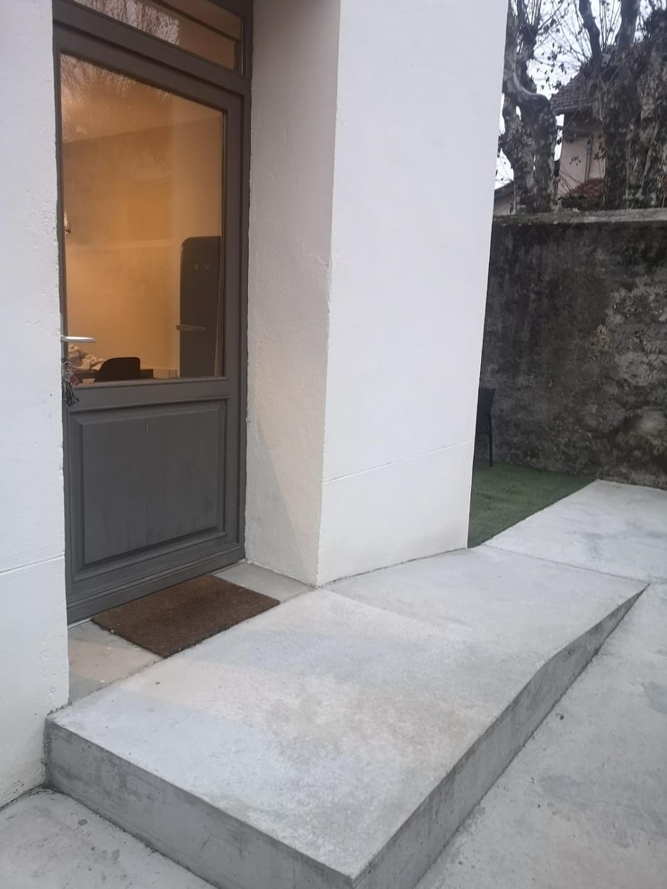 Facade/entrance