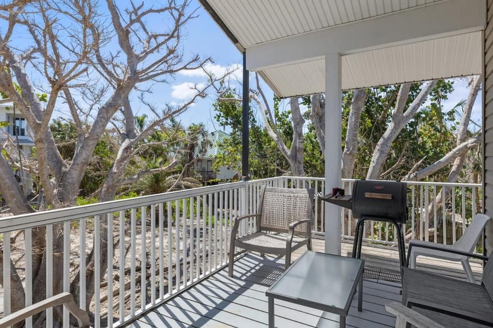 Captiva Beach Bungalow on Turner Beach House in Sanibel Island