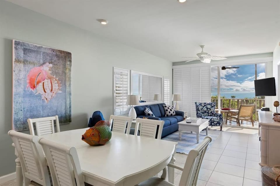 Shell Island Beach Club 6A Exquisite Beachfront Residence Steps from Lighthouse Beach House in Sanibel Island