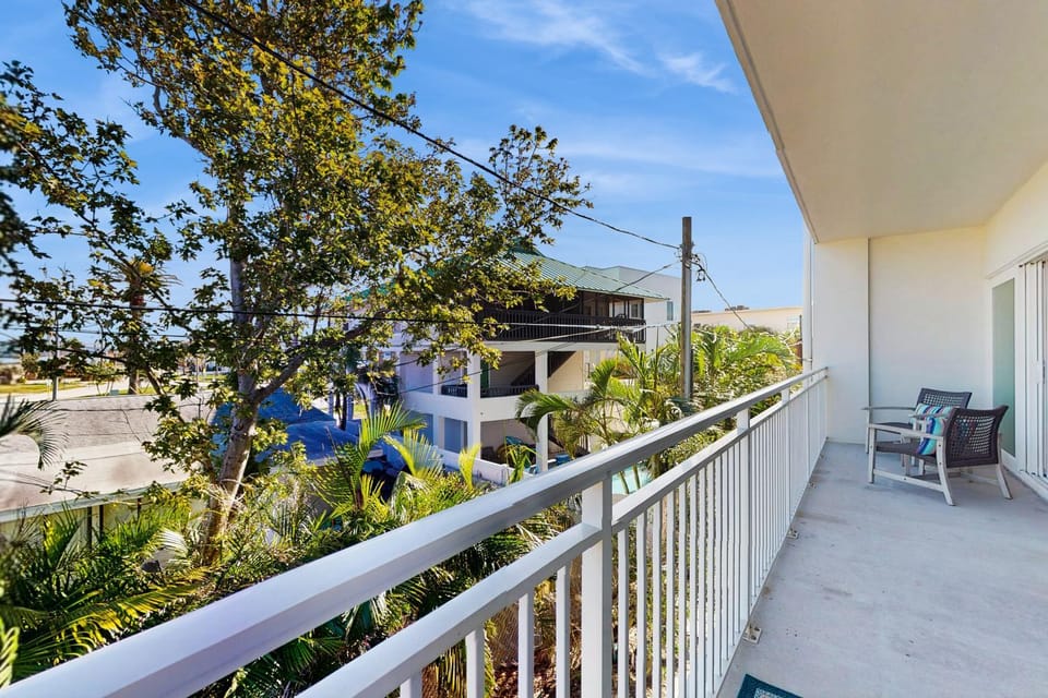 Mad Beach Hideaway House in Redington Beach