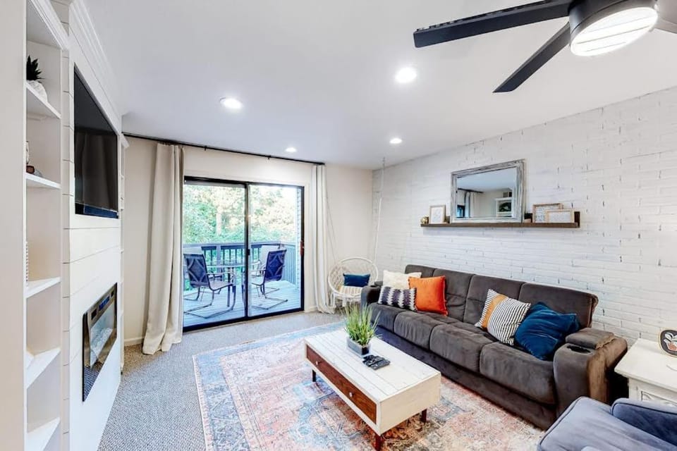 Pointe Royale - Boho Haven House in Branson