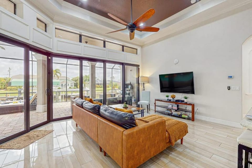 Cape Coral Majesty House in Cape Coral