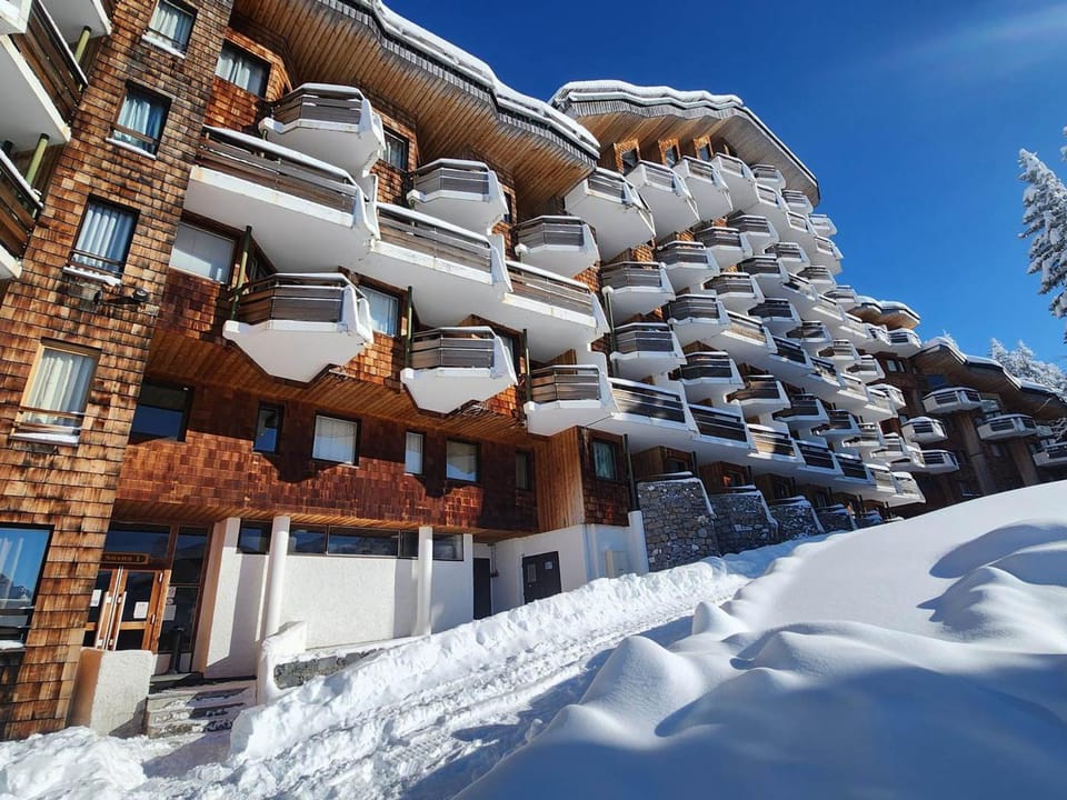 Avoriaz - Appartement 5 pers, TV, Wifi, casier à skis, spacieux - FR-1-633-23 Apartment in Avoriaz