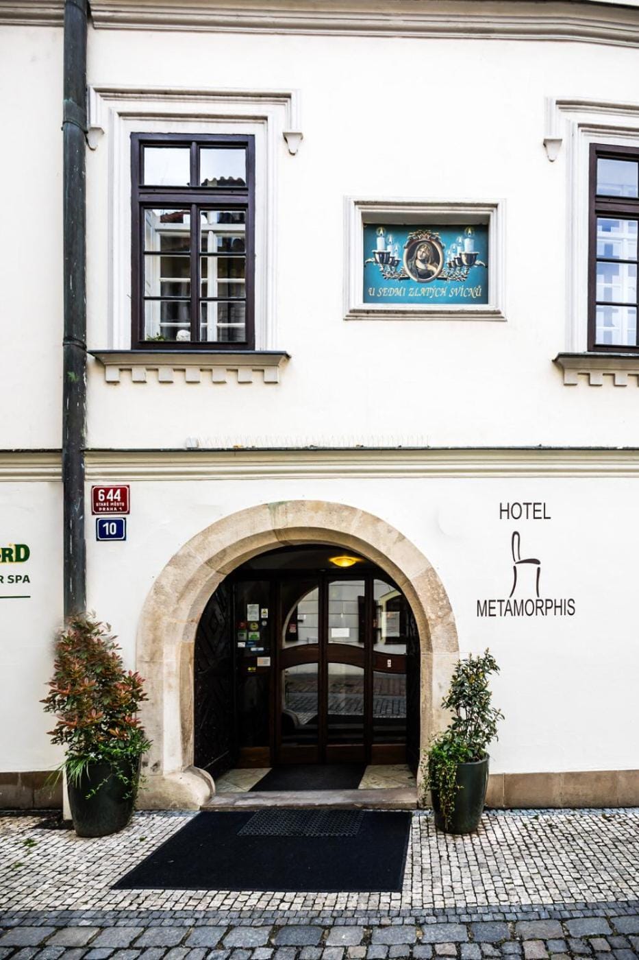 Property building, Facade/entrance