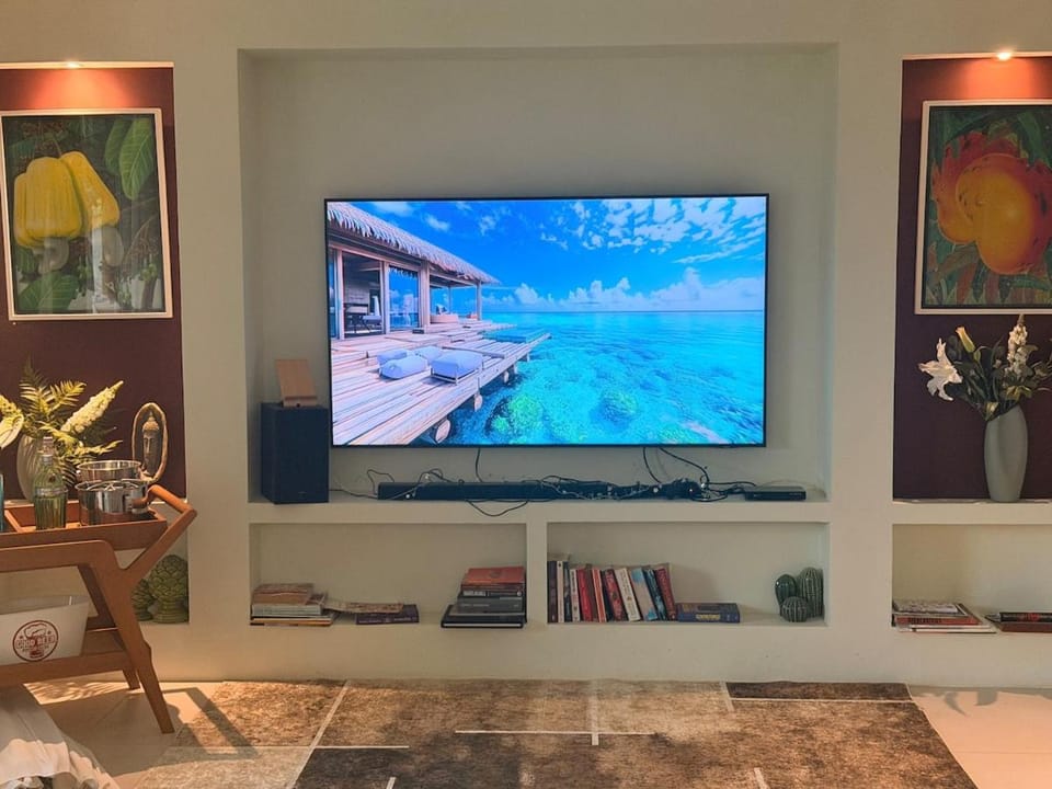 Communal lounge/ TV room, TV and multimedia, Evening entertainment