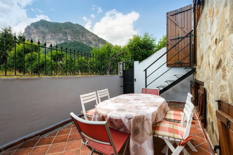 Balcony/Terrace, Dining area