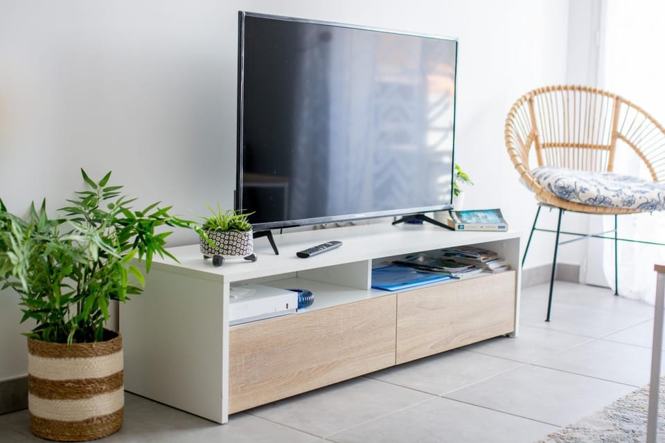 TV and multimedia, Evening entertainment