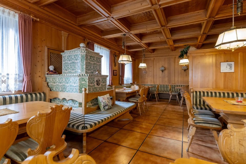 Lounge or bar