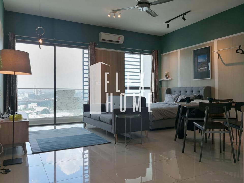 Living room, Dining area, Bedroom