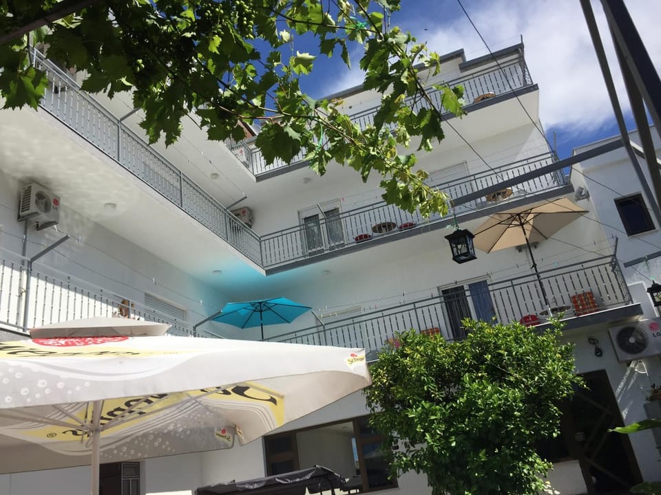 Patio, Balcony/Terrace