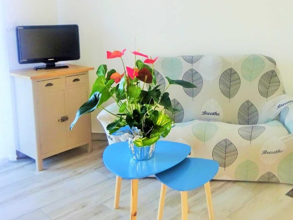Charmant gîte cozy près du Mans avec jardin, terrasse, proche commodités et activités. - FR-1-410-336 House in Pays de la Loire