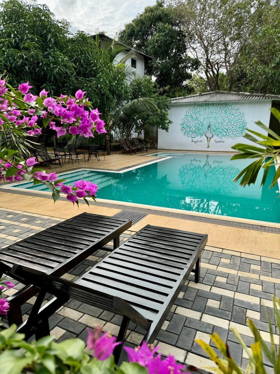 Sapphire Garden Hotel Bed and Breakfast in Sri Lanka