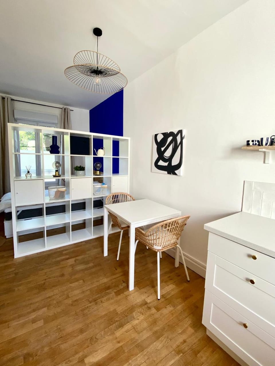 Living room, Photo of the whole room, Seating area, Dining area