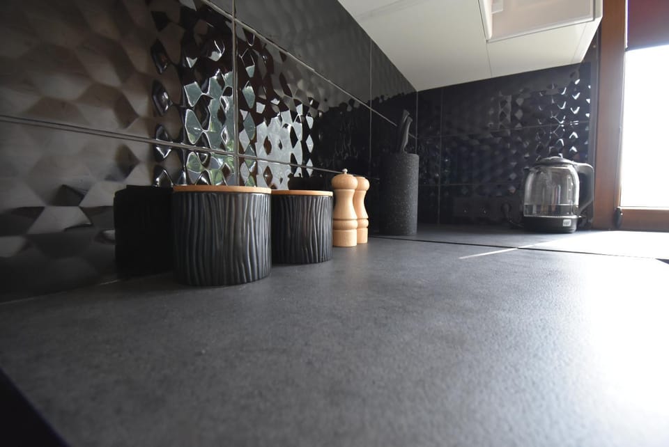 Communal kitchen, kitchen