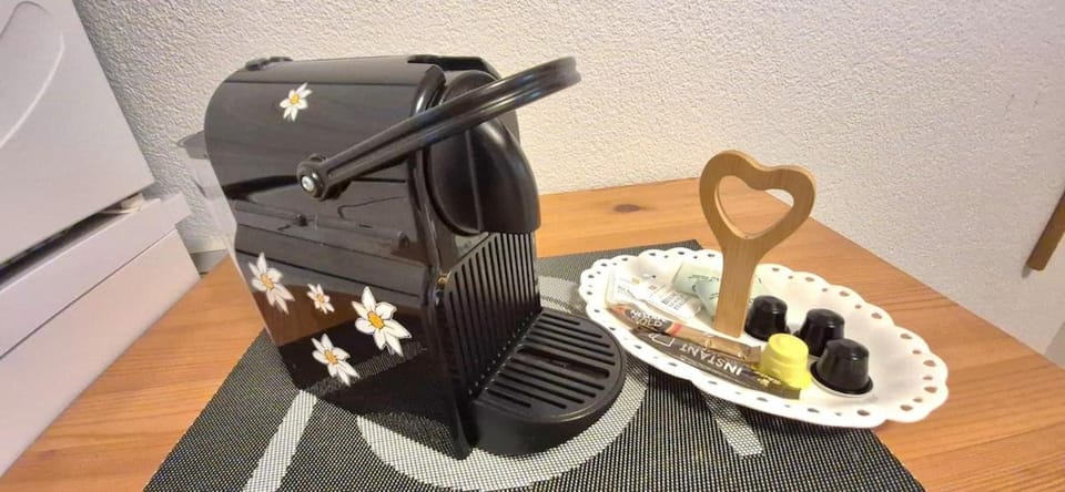 Coffee/tea facilities, Kitchen or kitchenette
