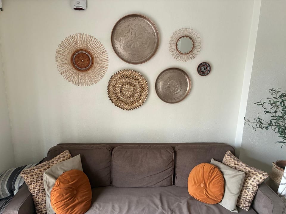 Decorative detail, Seating area