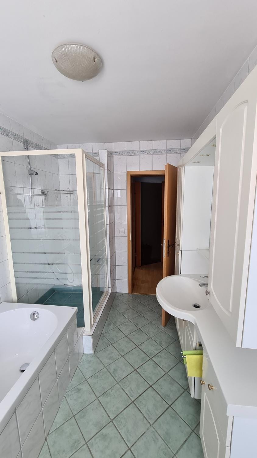 Bathroom, Bath