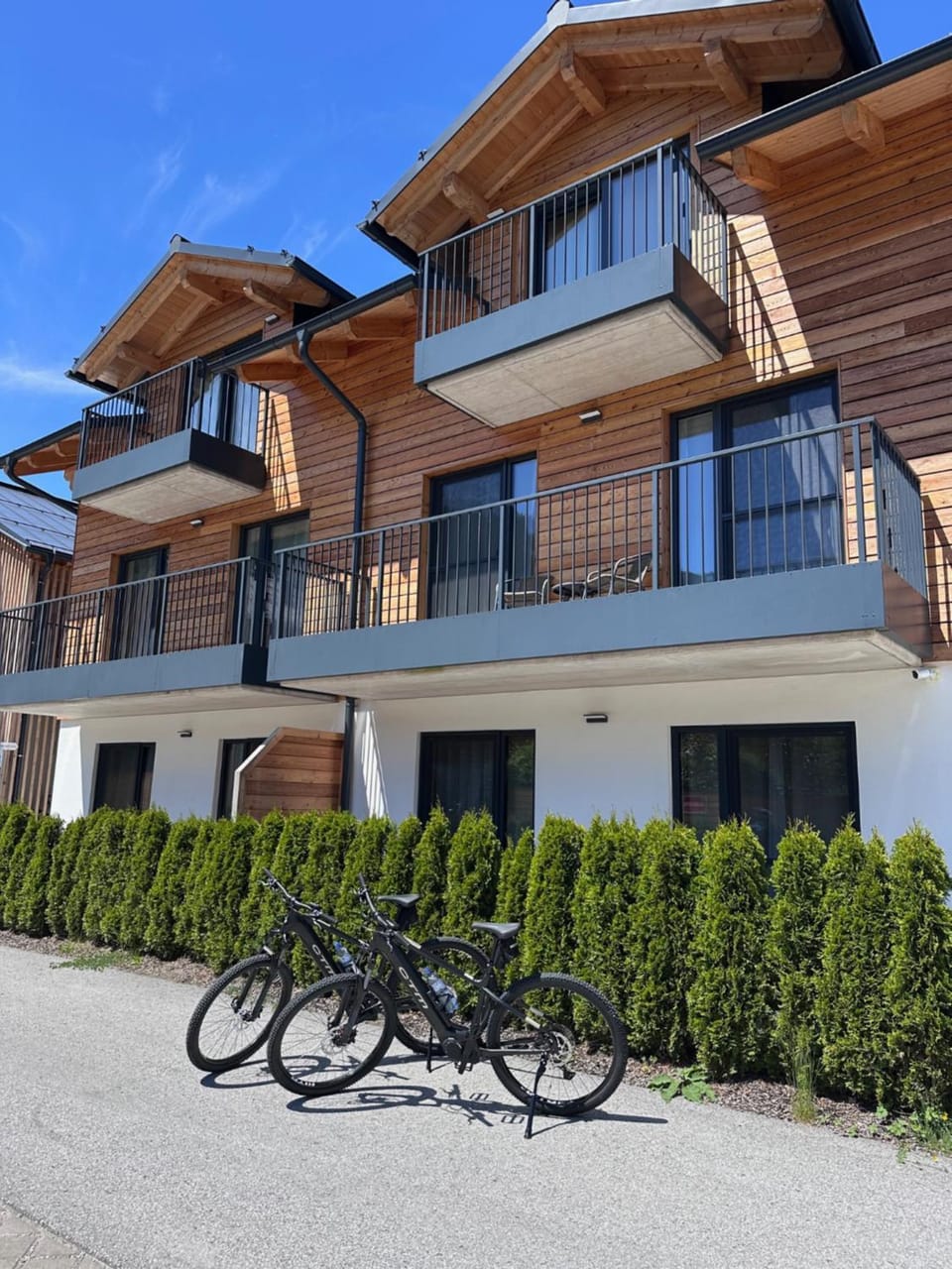 Property building, Day, Summer, Cycling, Cycling, Sunset