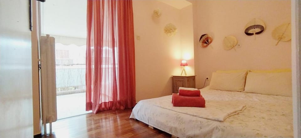 Experience the sweetest nest at Marina Zea Apartment in Pireas