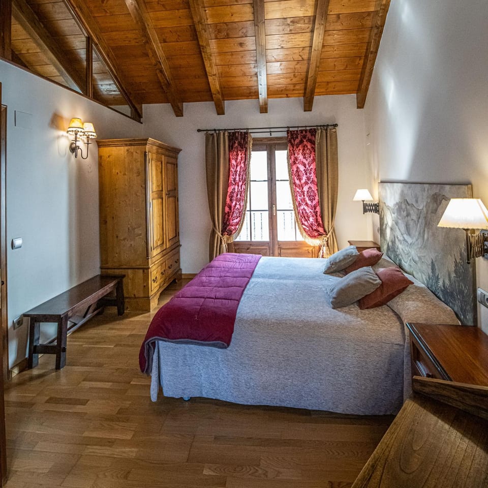 Bed, Bedroom, wardrobe