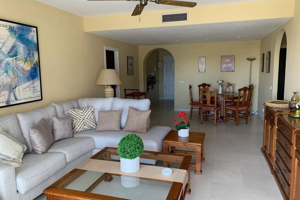 Living room, Lounge or bar, Seating area