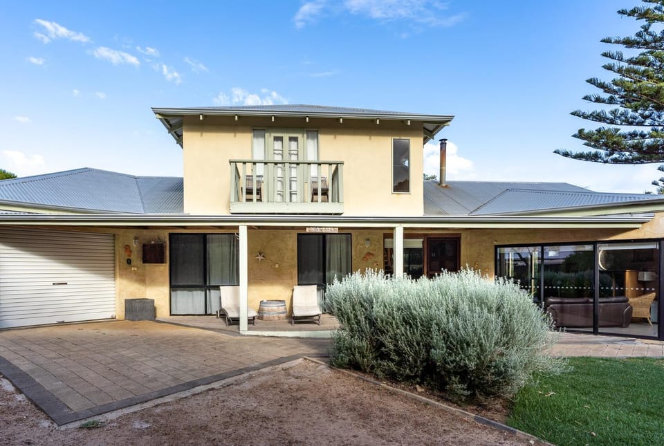 Sea Esta Prevelly House in Mitchell Drive