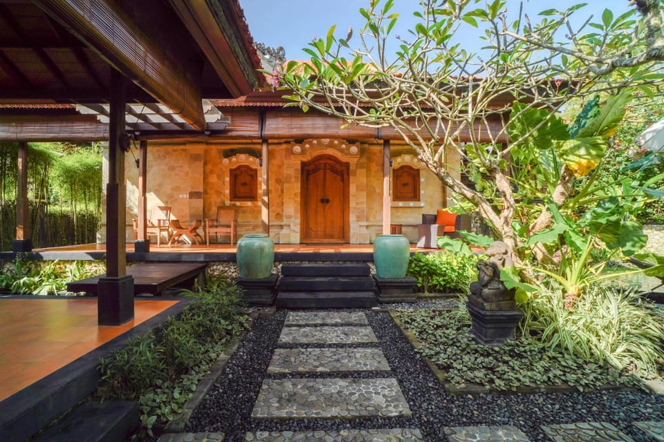 Property building, Garden