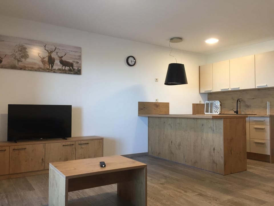 TV and multimedia, Kitchen or kitchenette