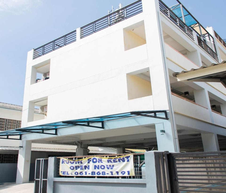 Suree Place Hostel Hostel in Hua Hin District