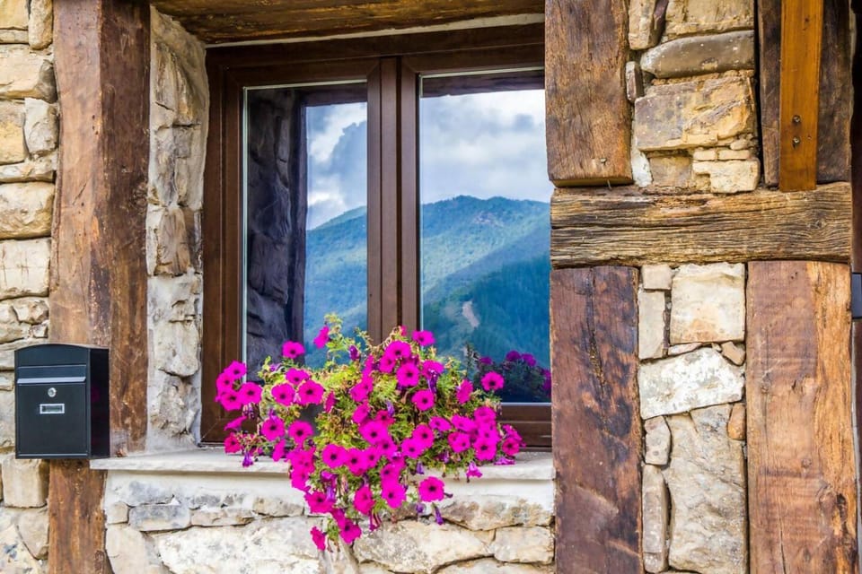 El Mirador de Armaño G-10235 House in Cantabria