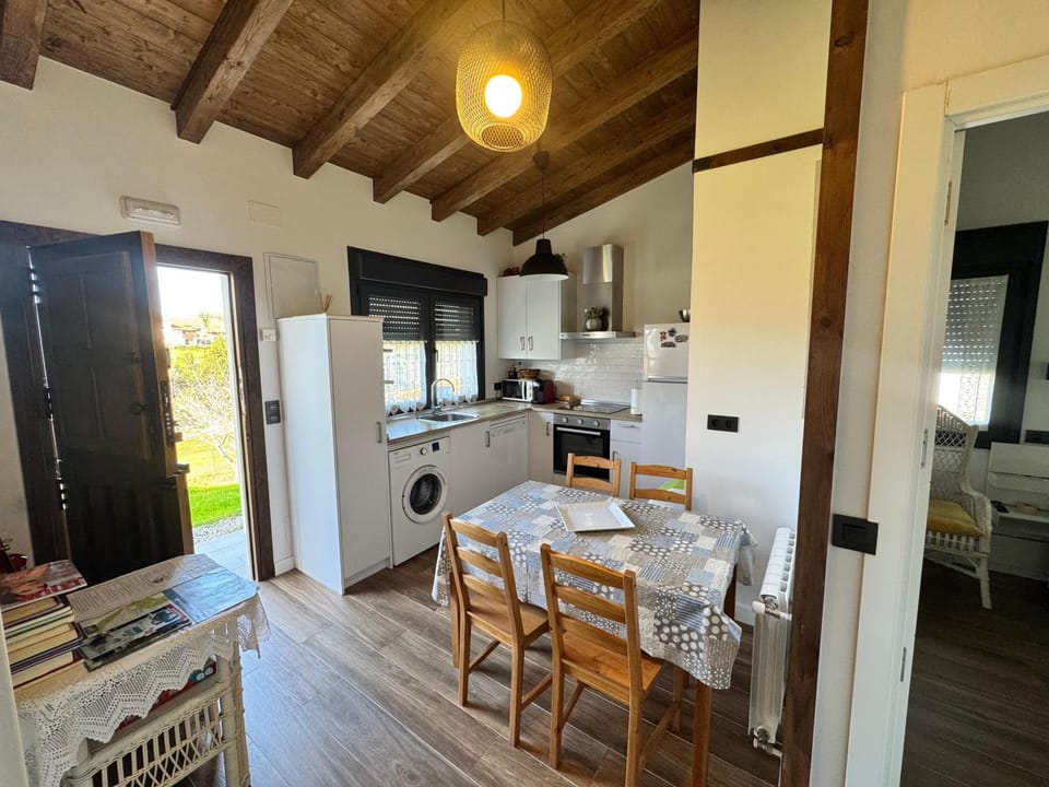APARTAMENTOS LOS MANZANOS Apartment in Asturias