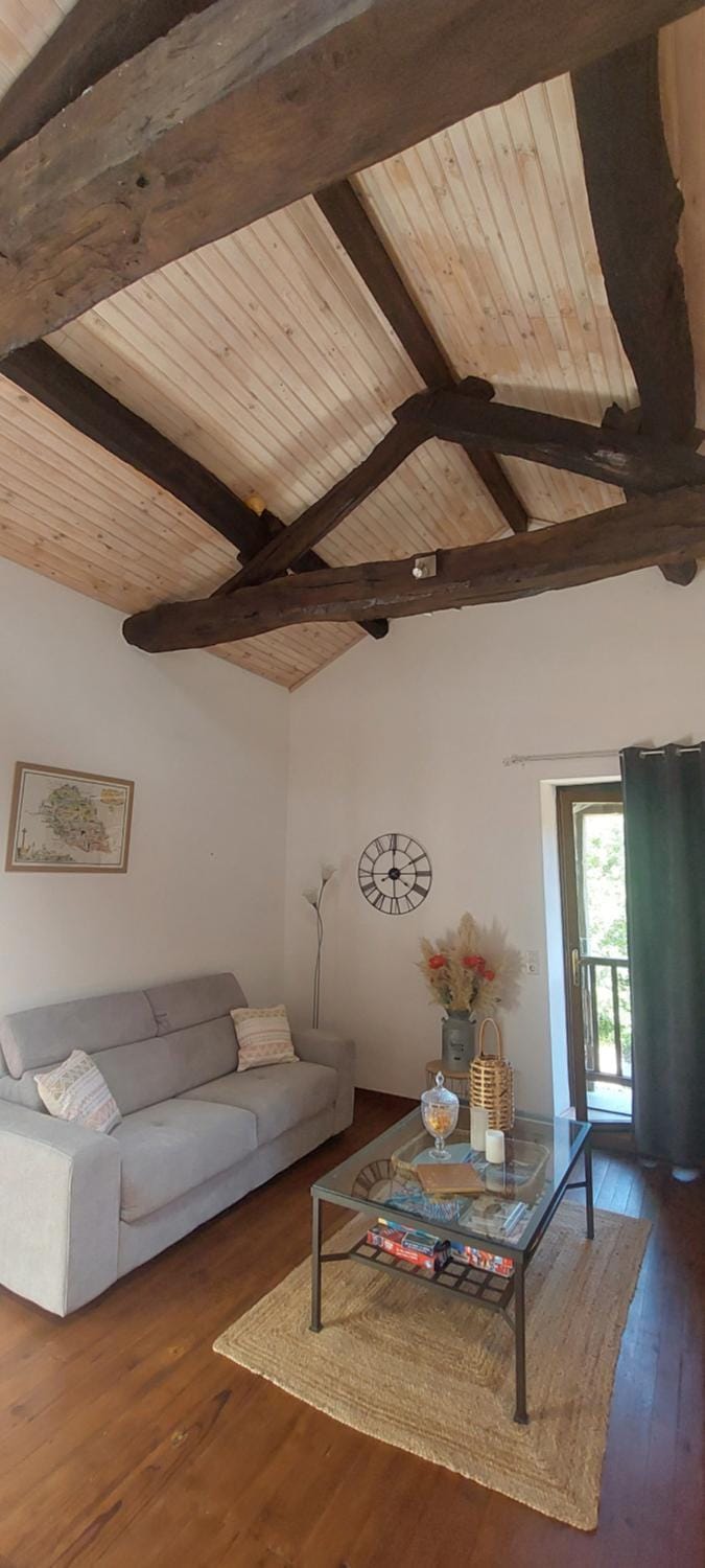 Gîtes la Molière Haute House in Occitanie
