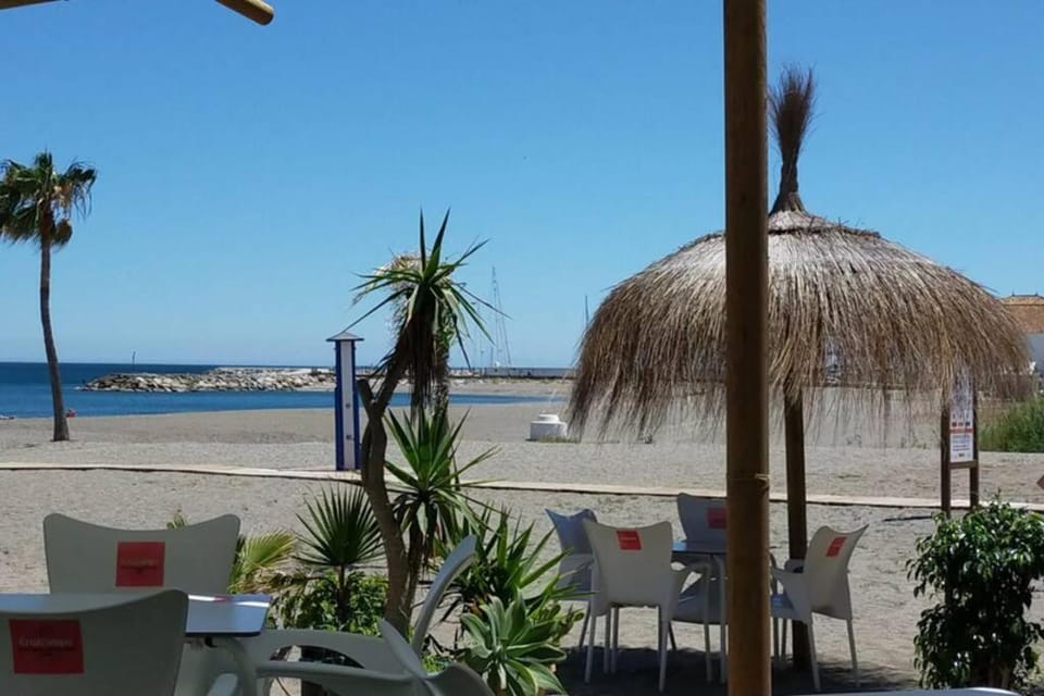 Apartamento primera línea de playa costa del sol Apartment in Costa del Sol