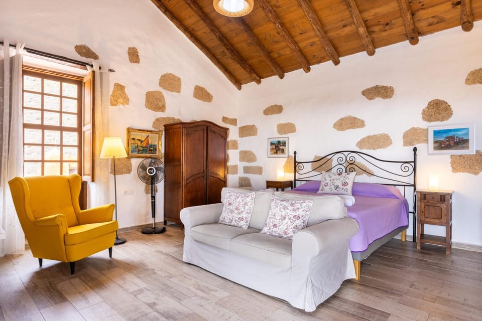 Casa La Tosca House in Abona