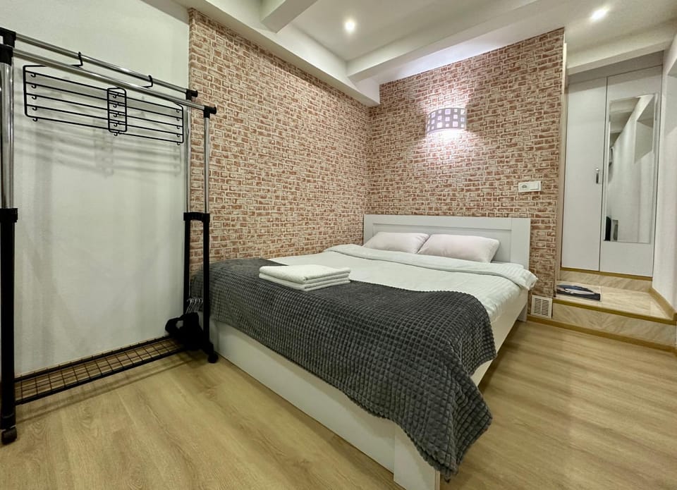 Bed, wardrobe