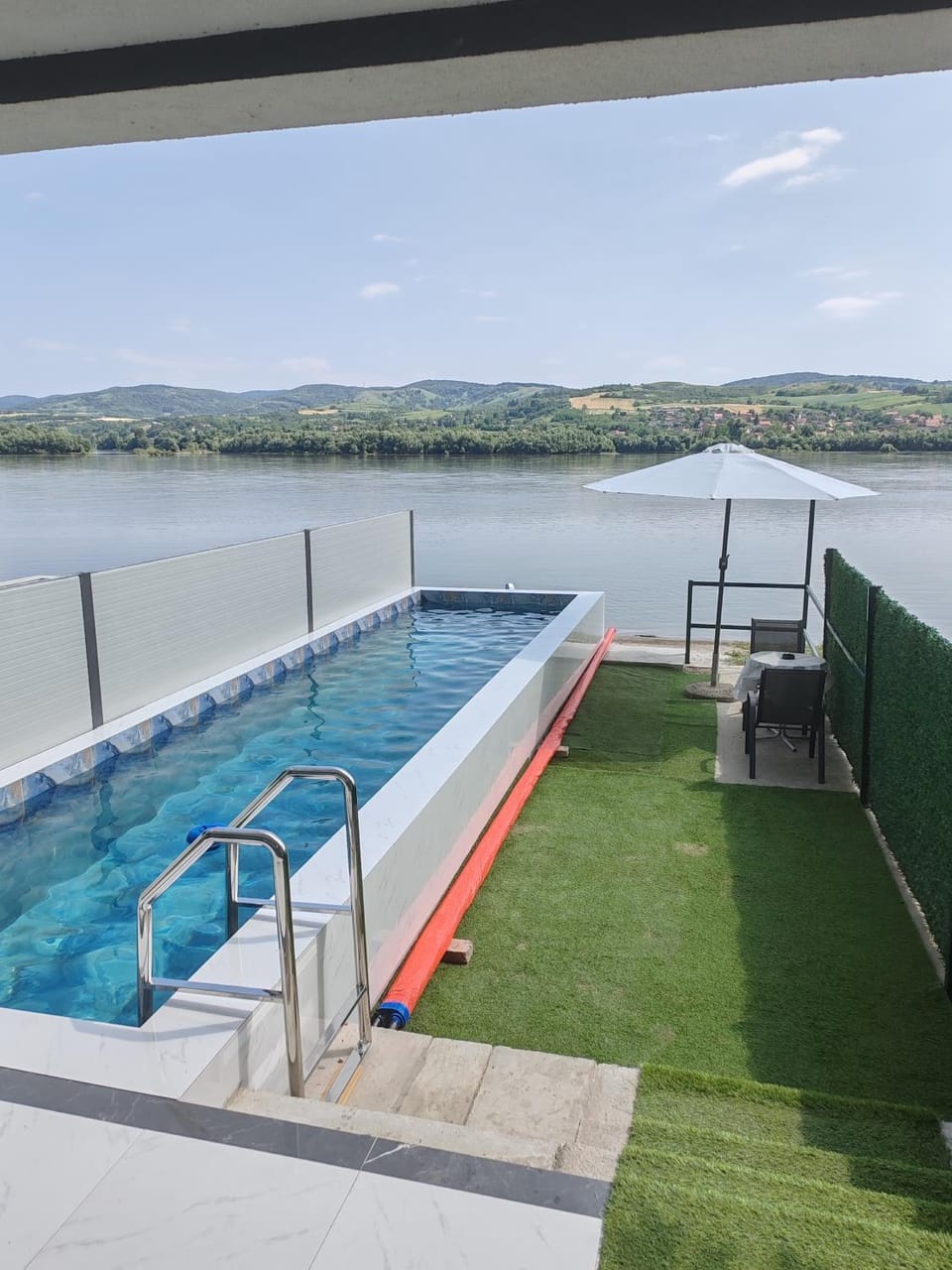 Vila ČAROLIJA Futog Villa in Novi Sad