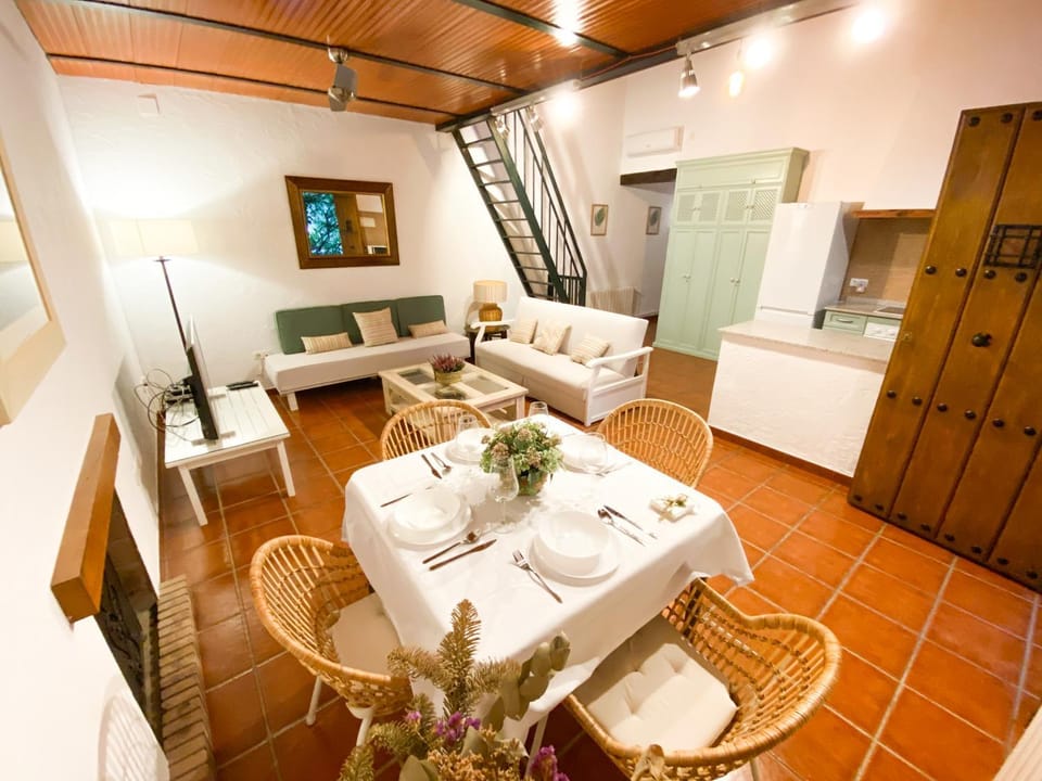 Living room, Lounge or bar