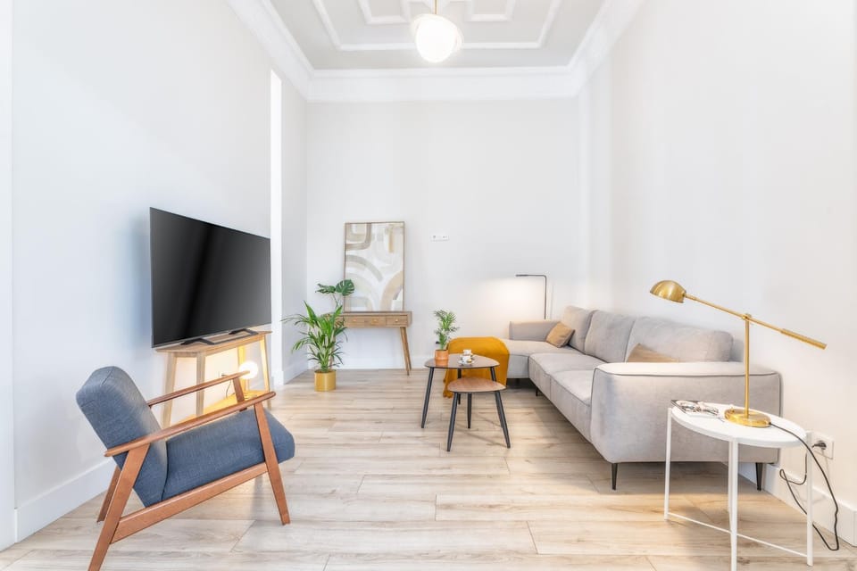 Communal lounge/ TV room, Living room