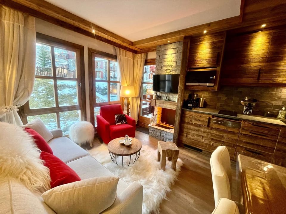 Arc 1950 appt luxe 2-4pers -skis aux pieds-SPA-piscines intérieure et extérieure-sauna-hammam Apartment in Bourg-Saint-Maurice