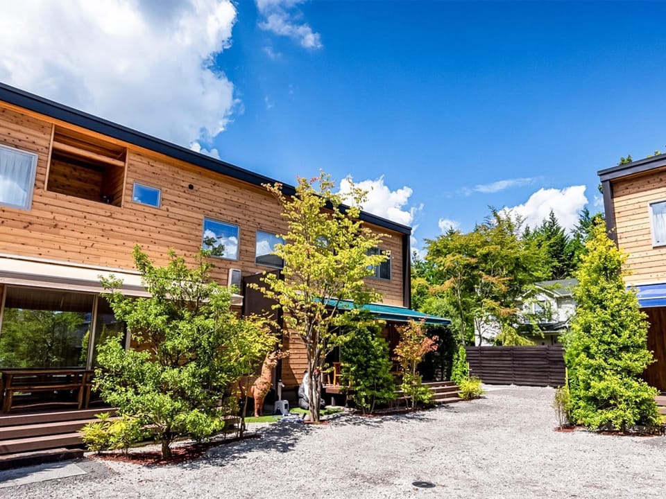 Kawaguchiko Villa FJ Resort - Vacation STAY 63288v Bed and Breakfast in Shizuoka Prefecture
