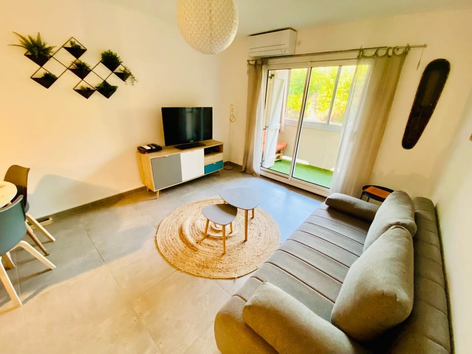 Communal lounge/ TV room, Seating area