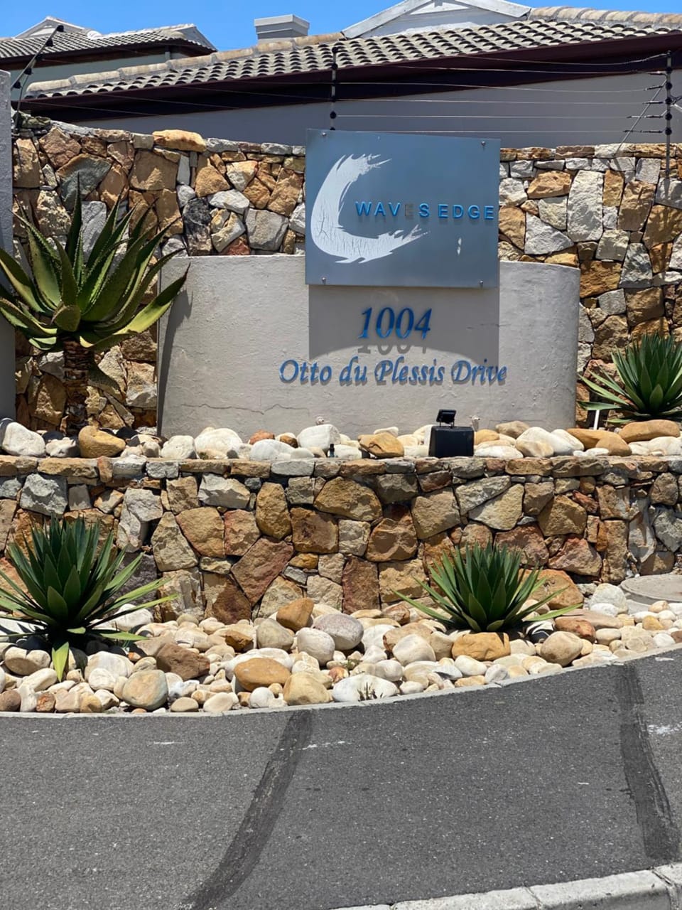 Waves Edge CP3 Apartment in Cape Town